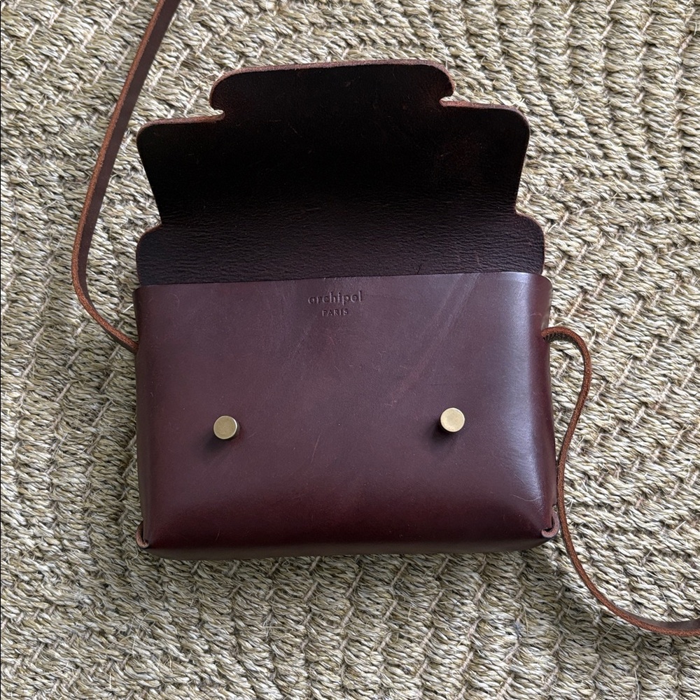 Archipel  Paris small brown leather crossbody bag - Picture 4 of 7